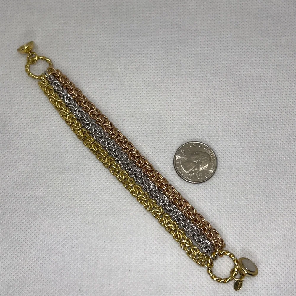NWOT Magnetic Closure Tri Color Designer Bracelet Made In Italy